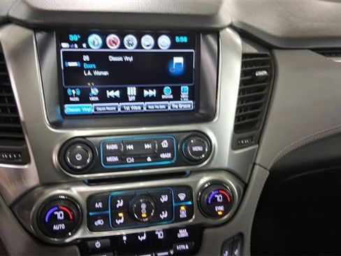 Used 2017 Chevrolet Tahoe LT image 11