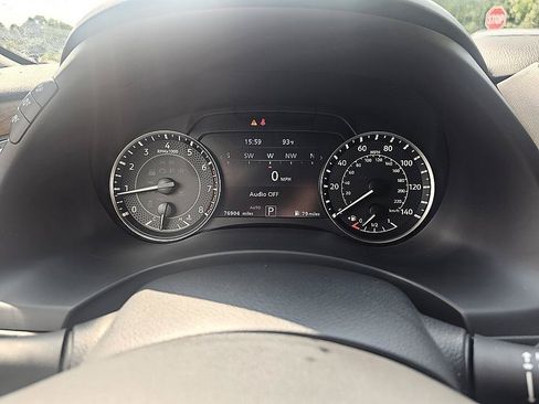 Used 2022 Nissan Armada SL AWD/4WD image 17