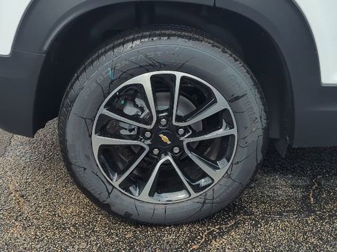 New 2026 Chevrolet TrailBlazer LT w/ Convenience Package image 7