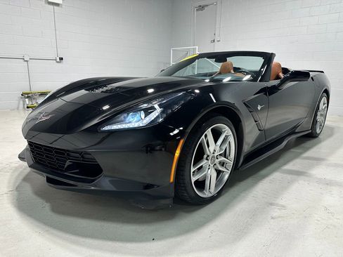 Used 2014 Chevrolet Corvette Stingray Convertible w/ 3LT Preferred Equipment Group RWD image 18