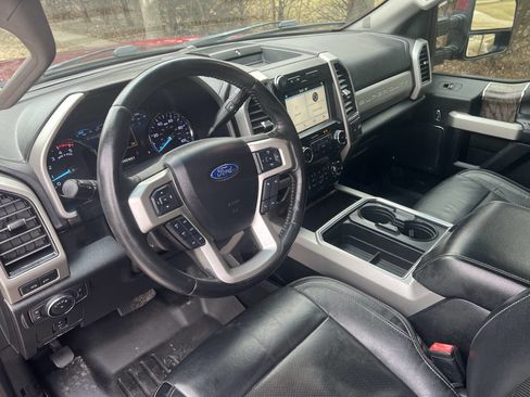 Used 2019 Ford F250 Lariat AWD/4WD image 12