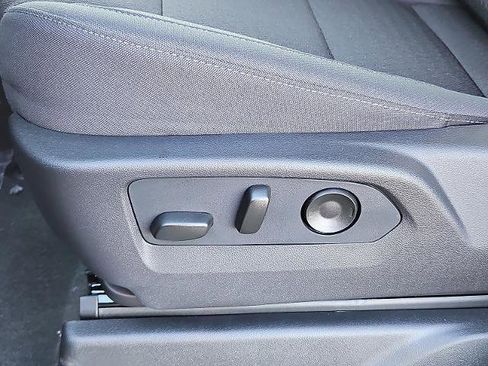 New 2026 GMC Sierra 1500 Elevation image 11