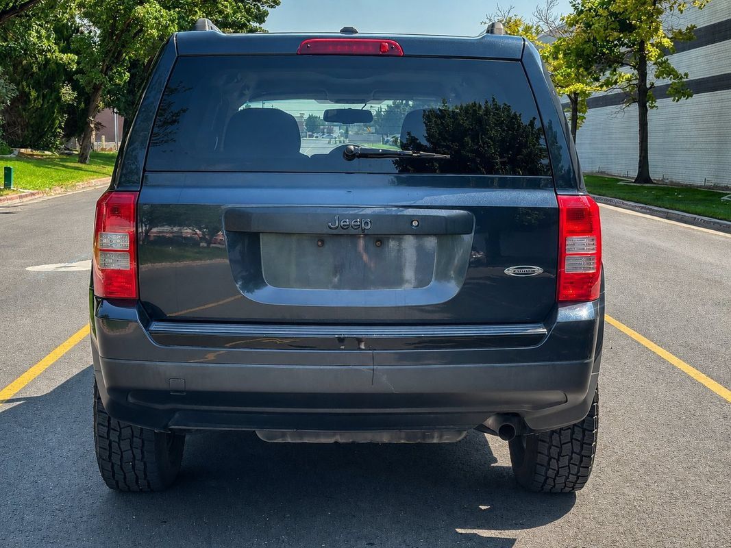 Used 2015 Jeep Patriot Sport FWD image 4