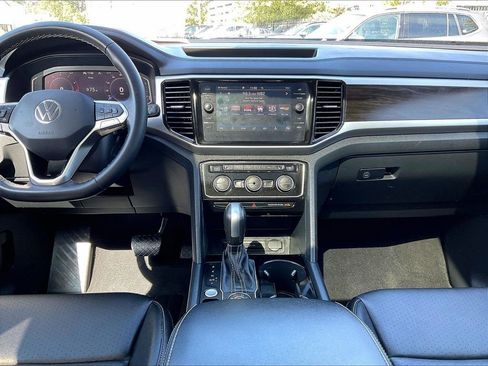 Used 2023 Volkswagen Atlas SE AWD/4WD image 19