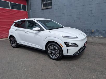 Used 2023 Hyundai Kona SE