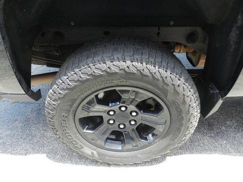 Used 2015 Chevrolet Silverado 1500 LTZ Z71 w/ Midnight Edition AWD/4WD image 22
