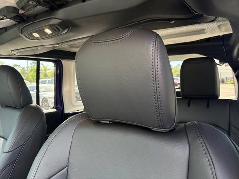 New 2026 Jeep Wrangler Unlimited Sahara AWD/4WD image 12