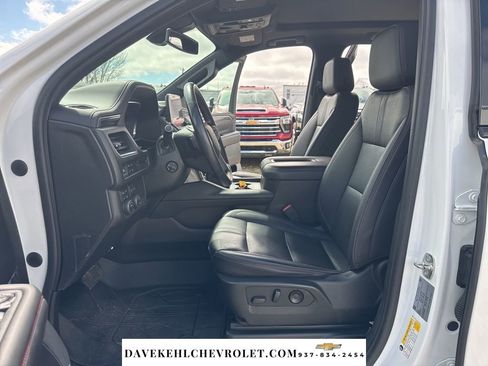 Used 2022 Chevrolet Suburban RST w/ Luxury Package AWD/4WD image 19