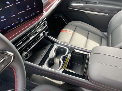 New 2026 Chevrolet Traverse RS w/ LPO, Floor Liner Package image 22