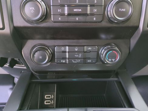 Used 2020 Ford F150 XL w/ Equipment Group 101A Mid image 11