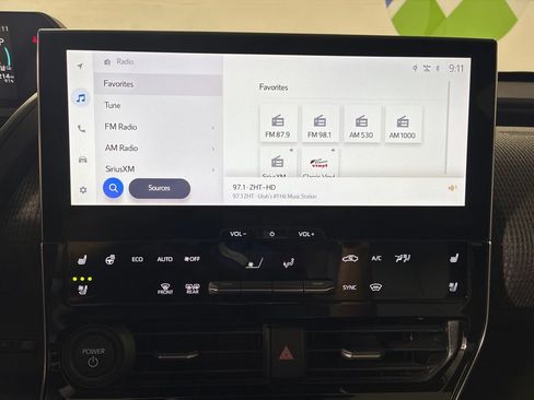 Used 2023 Subaru Solterra AWD image 21