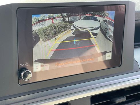 Used 2025 Toyota 4Runner SR5 image 12