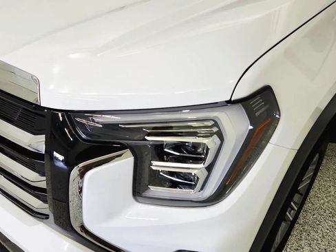 Used 2026 GMC Terrain Elevation FWD image 40