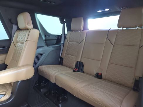 Used 2021 Cadillac Escalade Sport w/ Driver Assist Tech Package AWD/4WD image 23