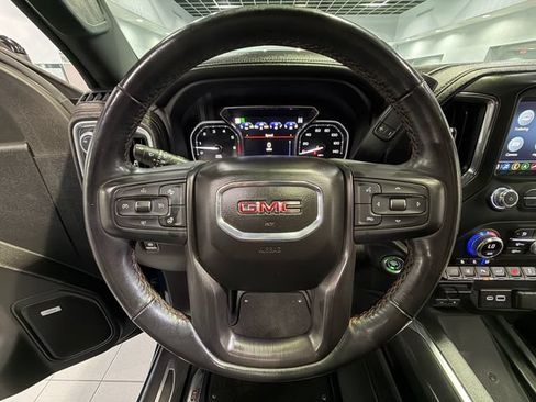 Used 2021 GMC Sierra 2500 AT4 w/ AT4 Premium Plus Package AWD/4WD image 17