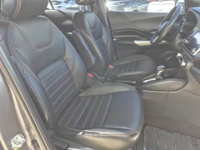 Used 2019 Nissan Kicks SR w/ SR Premium Package FWD image 23