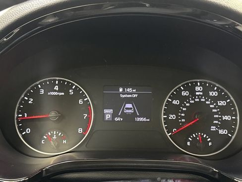 Used 2023 Kia Seltos EX image 19