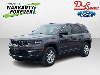 Used 2023 Jeep Grand Cherokee Limited w/ Trailer Tow Prep Group (B)