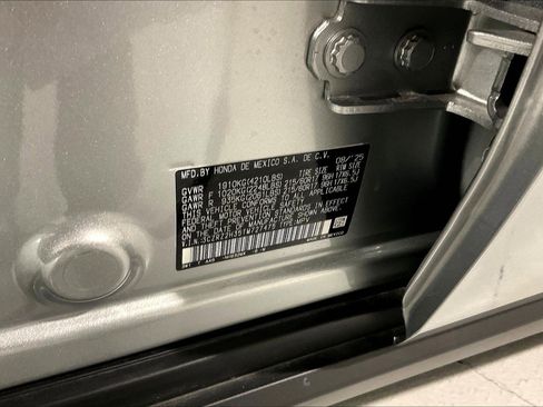 Used 2026 Honda HR-V LX image 18