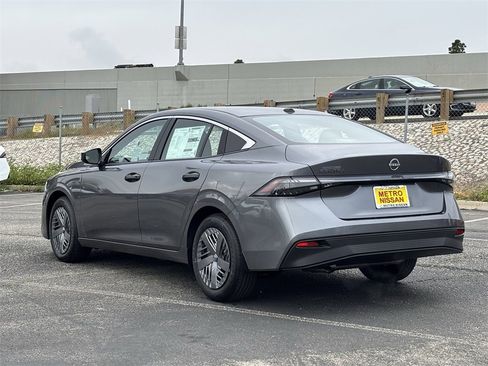 New 2026 Nissan Sentra S w/ Floor Mat Package image 4