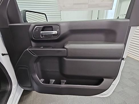 New 2025 GMC Sierra 2500 Pro image 30