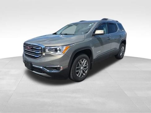 Used 2019 GMC Acadia SLT AWD/4WD image 3