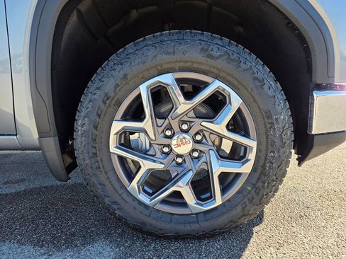 New 2026 GMC Sierra 1500 SLE w/ X31 Off-Road Package image 30
