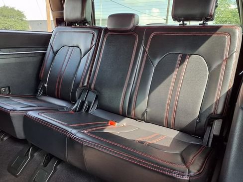 Used 2021 Ford Expedition Limited RWD image 6