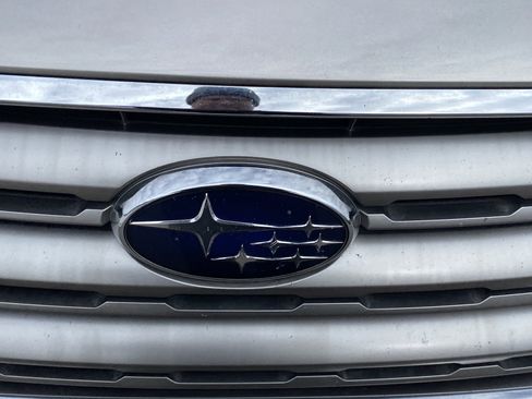 Used 2017 Subaru Outback 2.5i Limited image 25