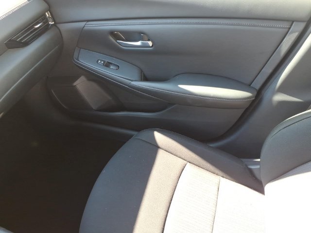 Certified 2025 Nissan Sentra SV w/ Trunk Package FWD image 27