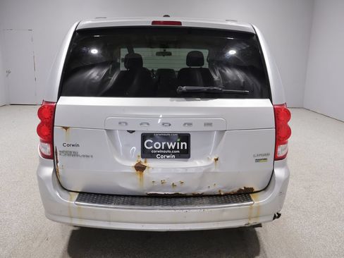 Used 2012 Dodge Grand Caravan Crew w/ Crew Value Pkg FWD image 3