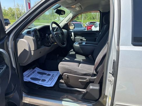 Used 2011 Chevrolet Silverado 1500 LS AWD/4WD image 10