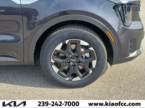 New 2026 Kia Sorento S FWD image 7