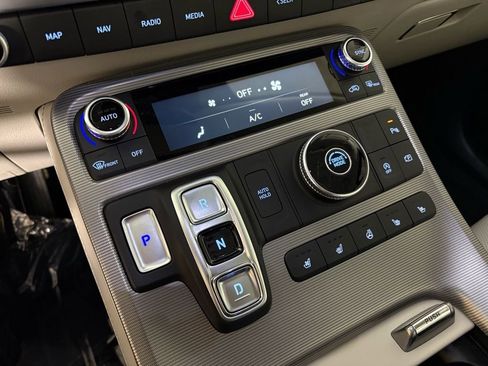 Used 2025 Hyundai Palisade Calligraphy image 29