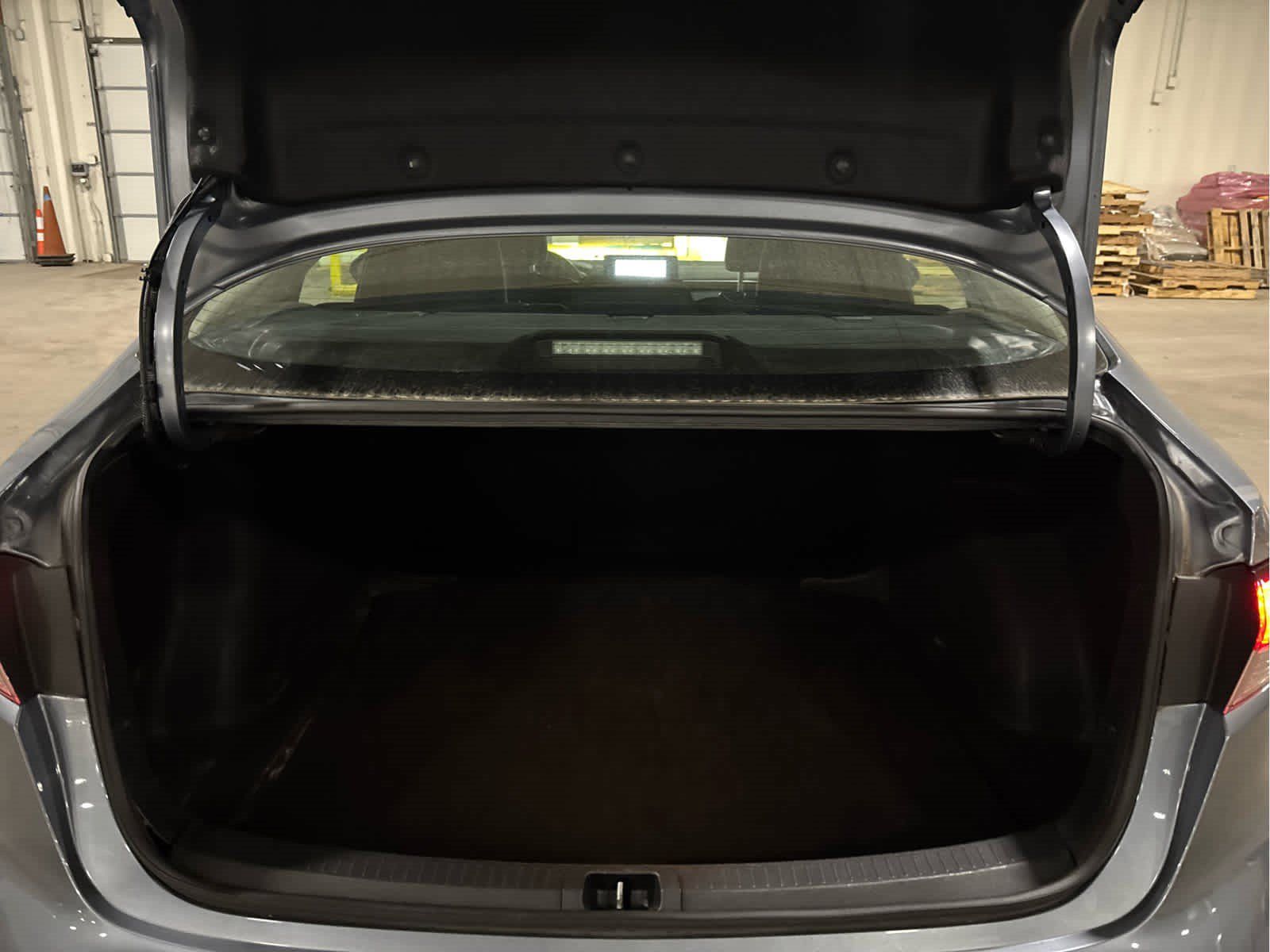Used 2024 Toyota Corolla LE w/ LE Convenience Package FWD image 7