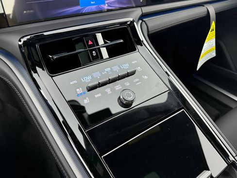 Certified 2026 Porsche Panamera 4 AWD/4WD image 23