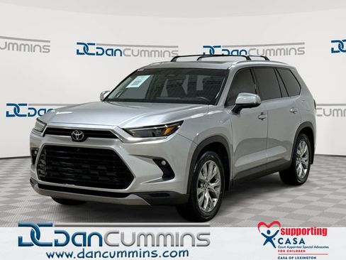 Used 2024 Toyota Grand Highlander AWD image 1