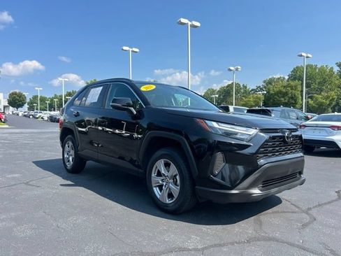 Used 2025 Toyota RAV4 XLE FWD image 4