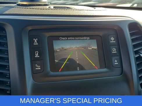 Used 2015 Jeep Cherokee Latitude w/ Cold Weather Group image 22