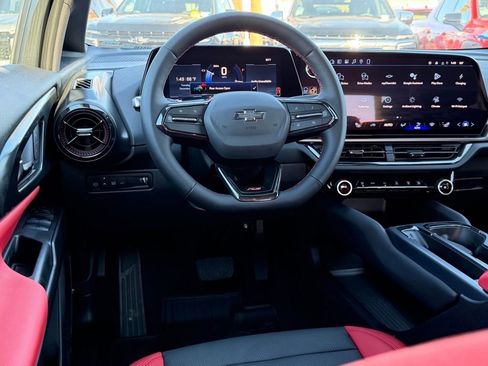 New 2026 Chevrolet Equinox EV RS image 8