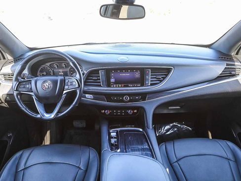Used 2023 Buick Enclave Essence image 12