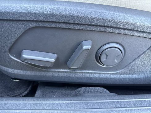 Used 2025 Hyundai Sonata SEL AWD/4WD image 12
