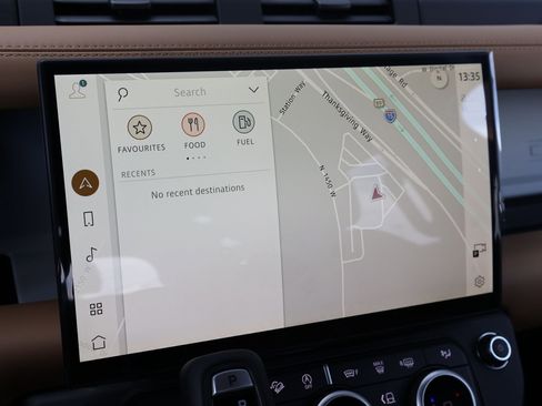 New 2026 Land Rover Defender 110 X-Dynamic SE image 14