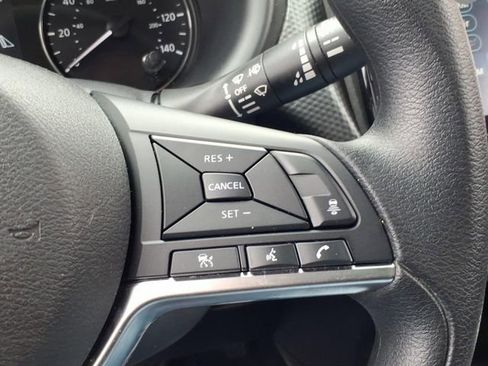 Certified 2023 Nissan Kicks SV FWD image 22