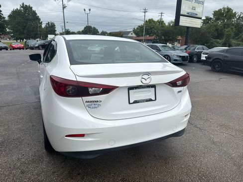 Used 2015 MAZDA MAZDA3 i Touring image 10