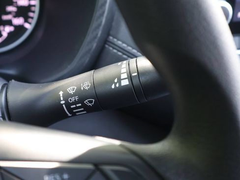 Used 2024 Nissan Sentra SV FWD image 22