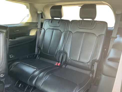 Used 2022 Jeep Grand Cherokee L Limited w/ Luxury Tech Group II RWD image 21