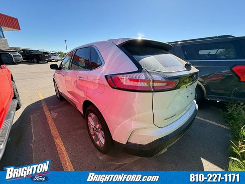 Used 2020 Ford Edge Titanium w/ Equipment Group 301A AWD/4WD image 5