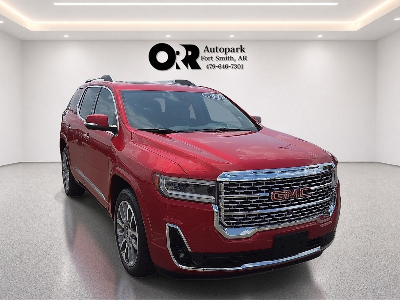 Used 2023 GMC Acadia Denali w/ Denali Ultimate Package FWD image 1
