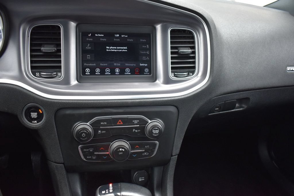 Used 2020 Dodge Charger SXT w/ Driver Convenience Group RWD image 37